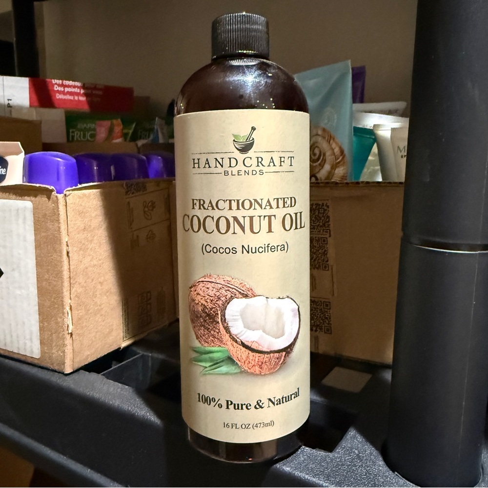 Handcraft Blends Fractionated Coconut Oil - Natural